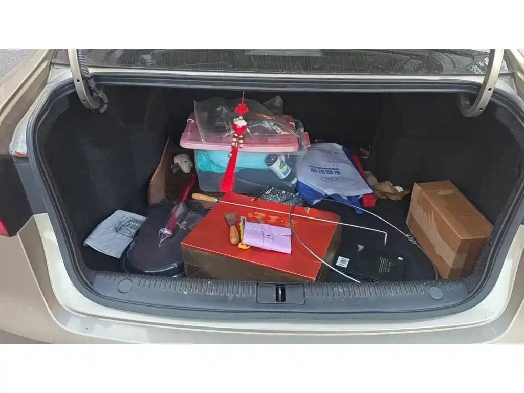Photo 4 - Roewe 360