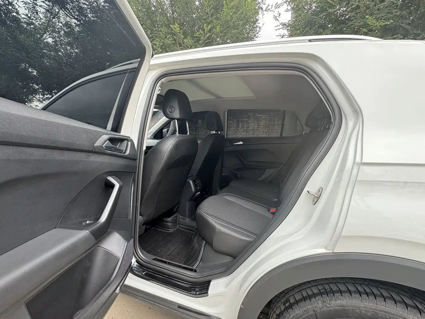 Volkswagen Tanying 2024 2023 Model 200TSI DSG Joy Smart Connect Edition