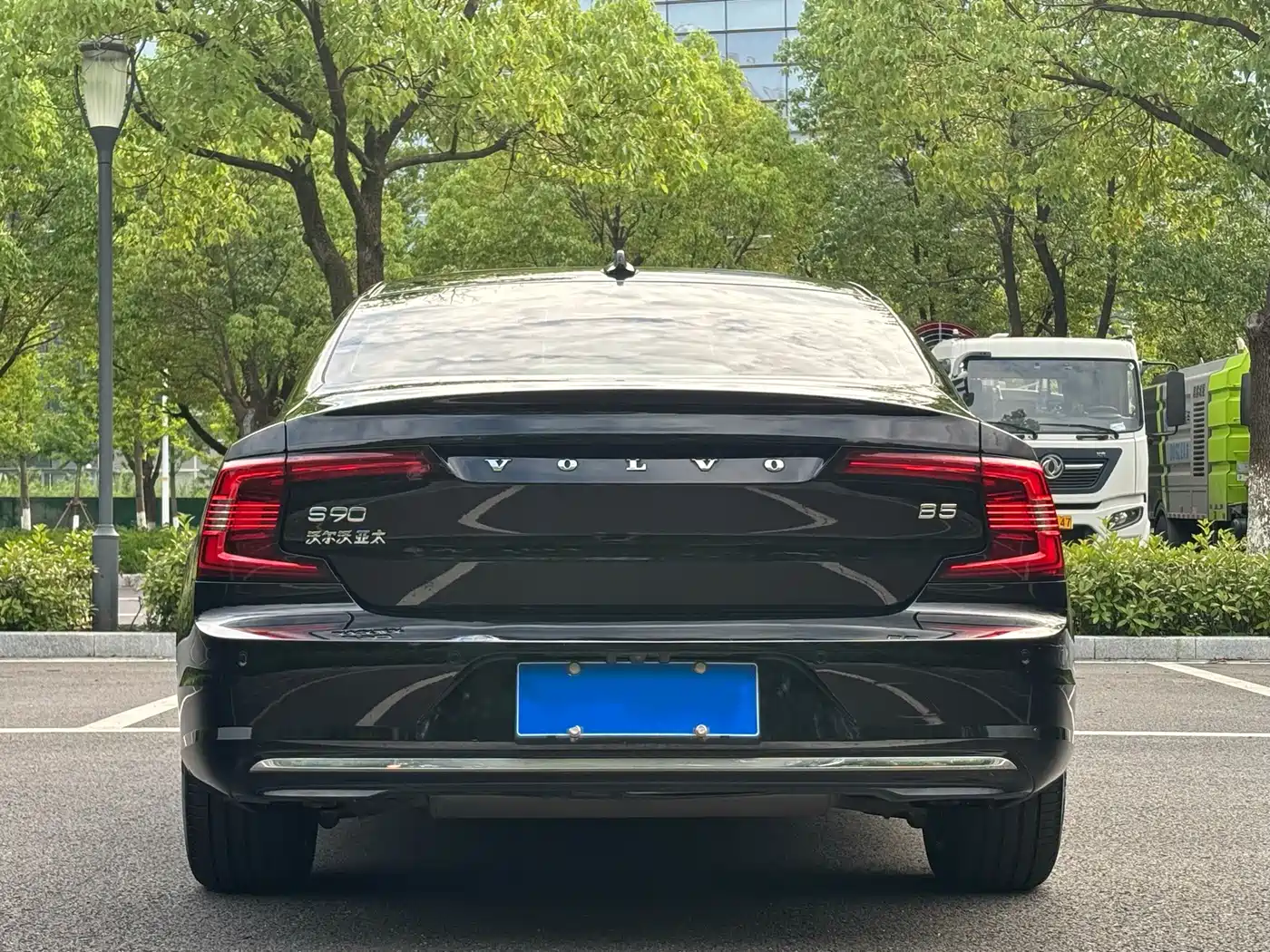Фото 5 - Volvo S90