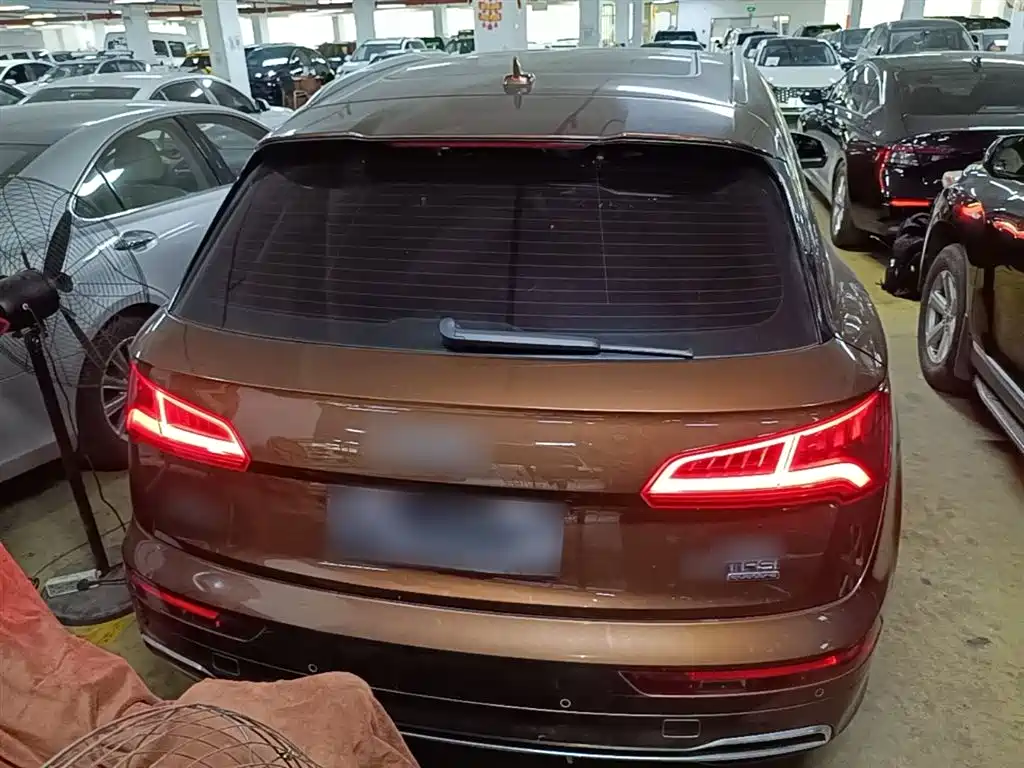Audi Q5L 2018 40 TFSI Prestige Fashion (China V) фото 6
