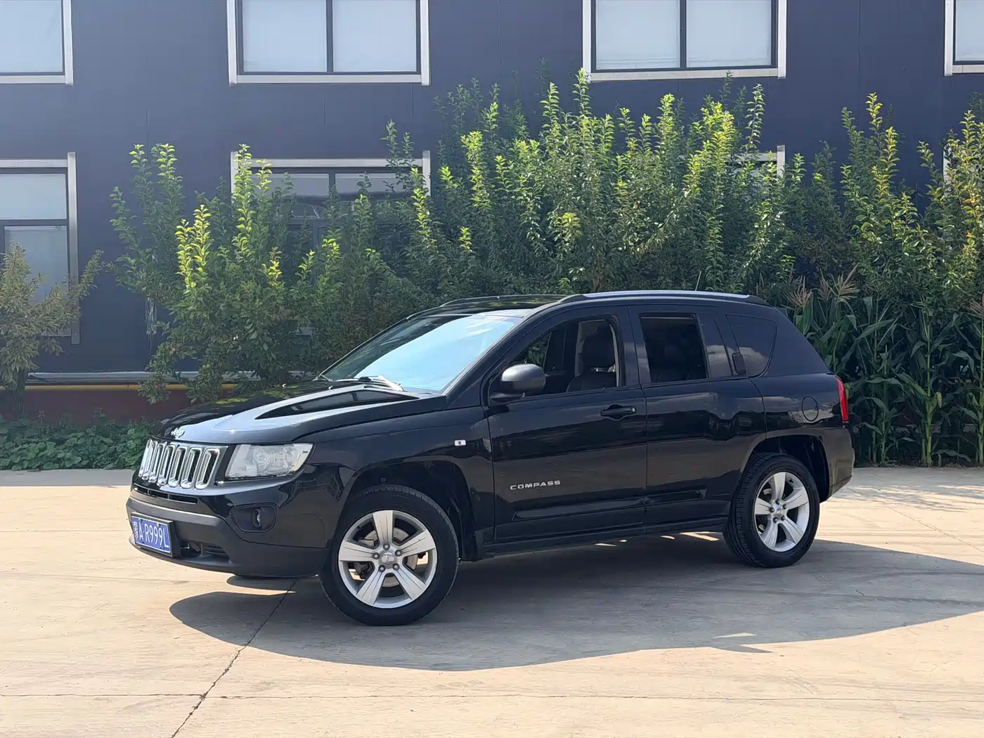 Jeep Compass (Import) 2012 2012 2.4L AWD Sport Edition