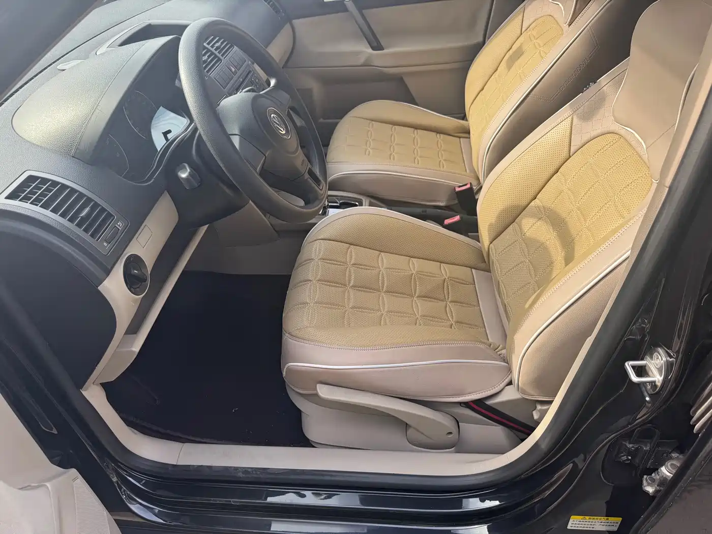 Volkswagen Polo 2011 Jingqu 1.4L Automatic Fashion Edition фото 7