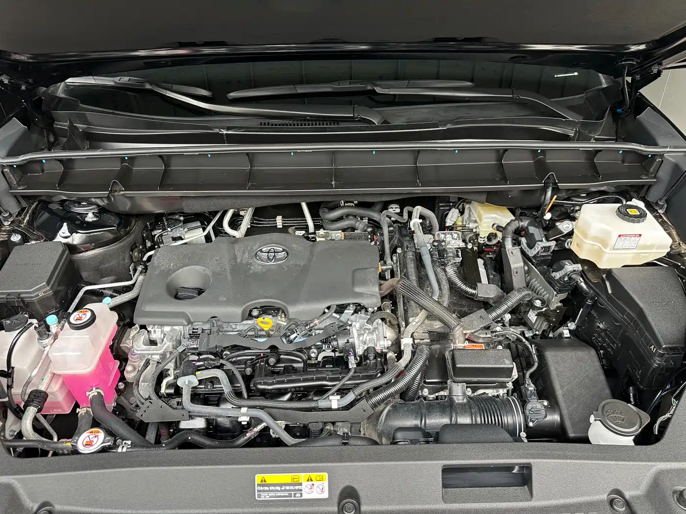 Toyota Highlander 2024 2.5L Smart Hybrid FWD Luxury 7-Seater фото 27