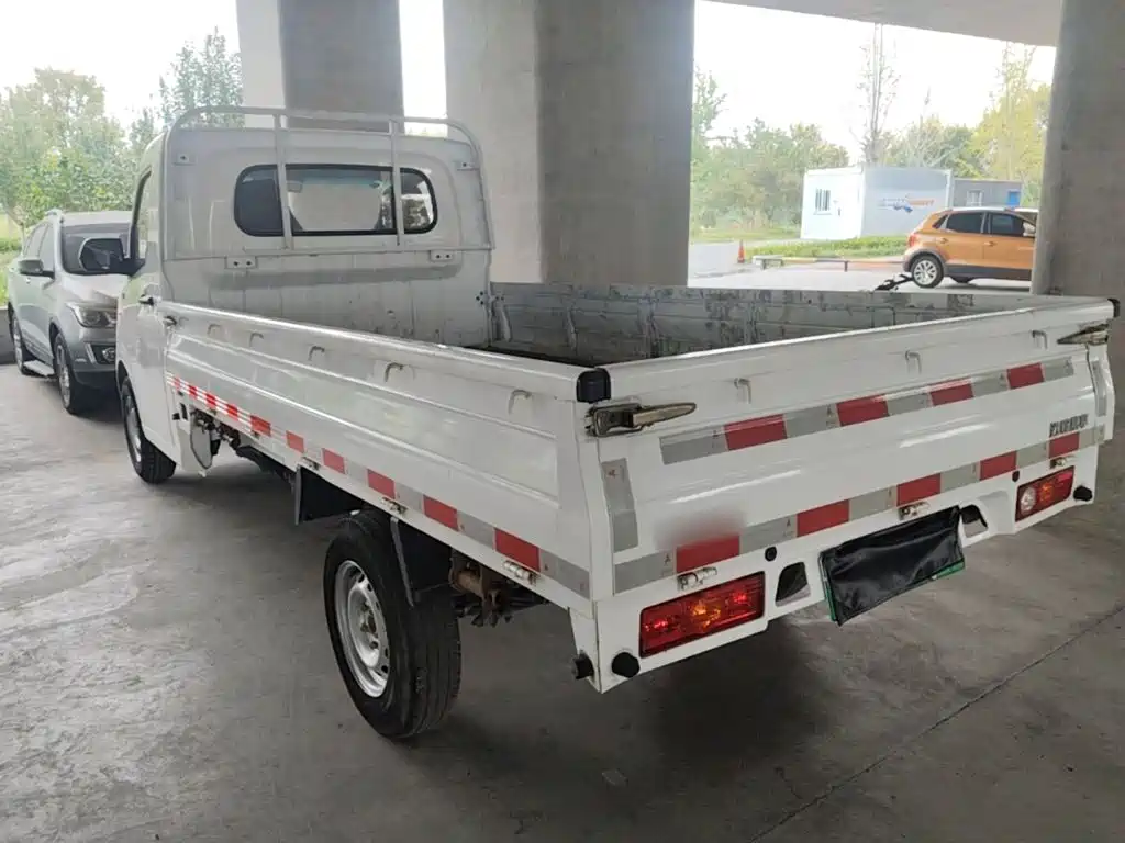 Yuan Cheng Farizon Star Enjoy F1E 2024 2023 Flatbed Truck EVE Energy 41.86kWh
