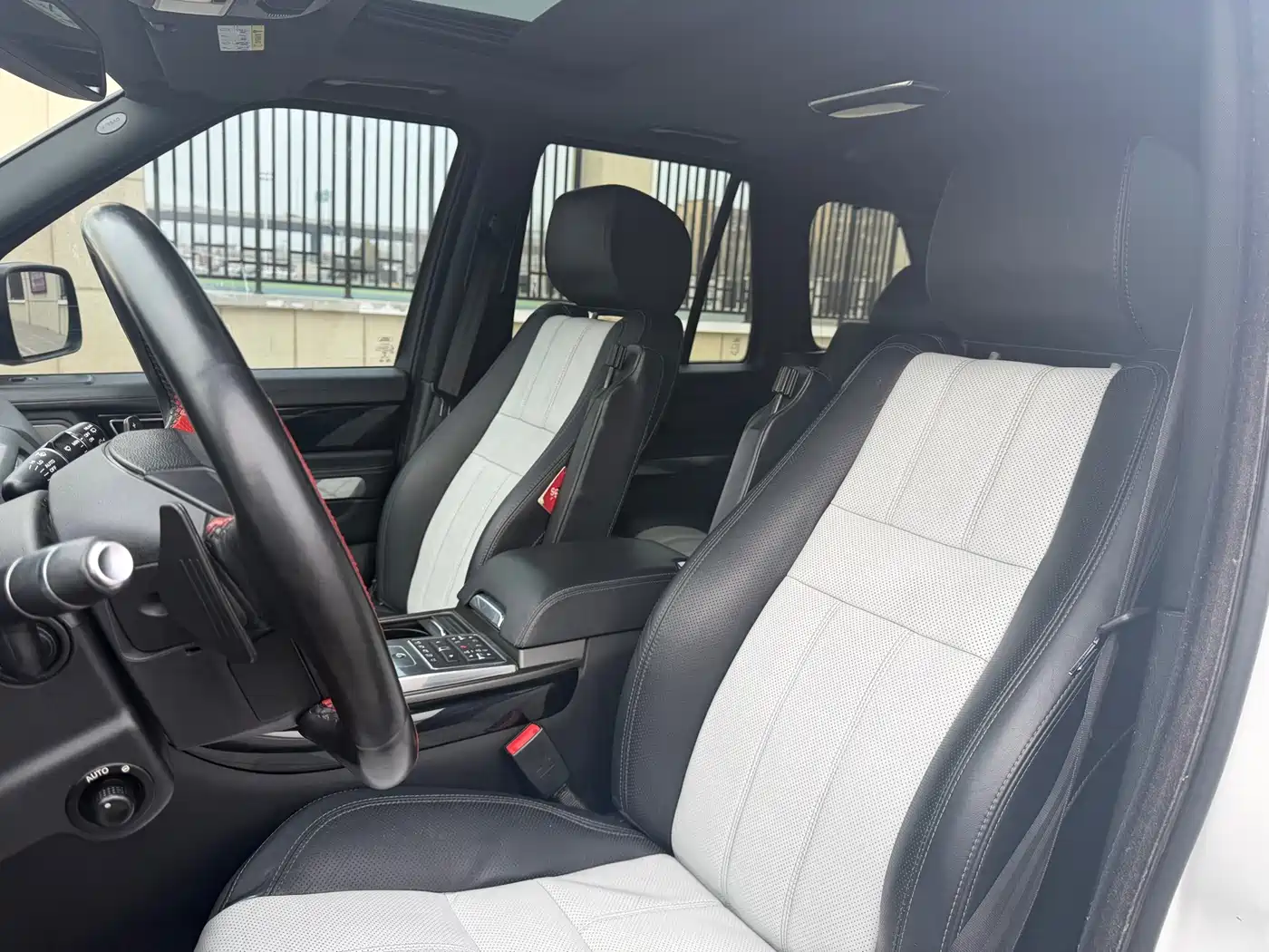 Фото 6 - Land Rover Range Rover Sport