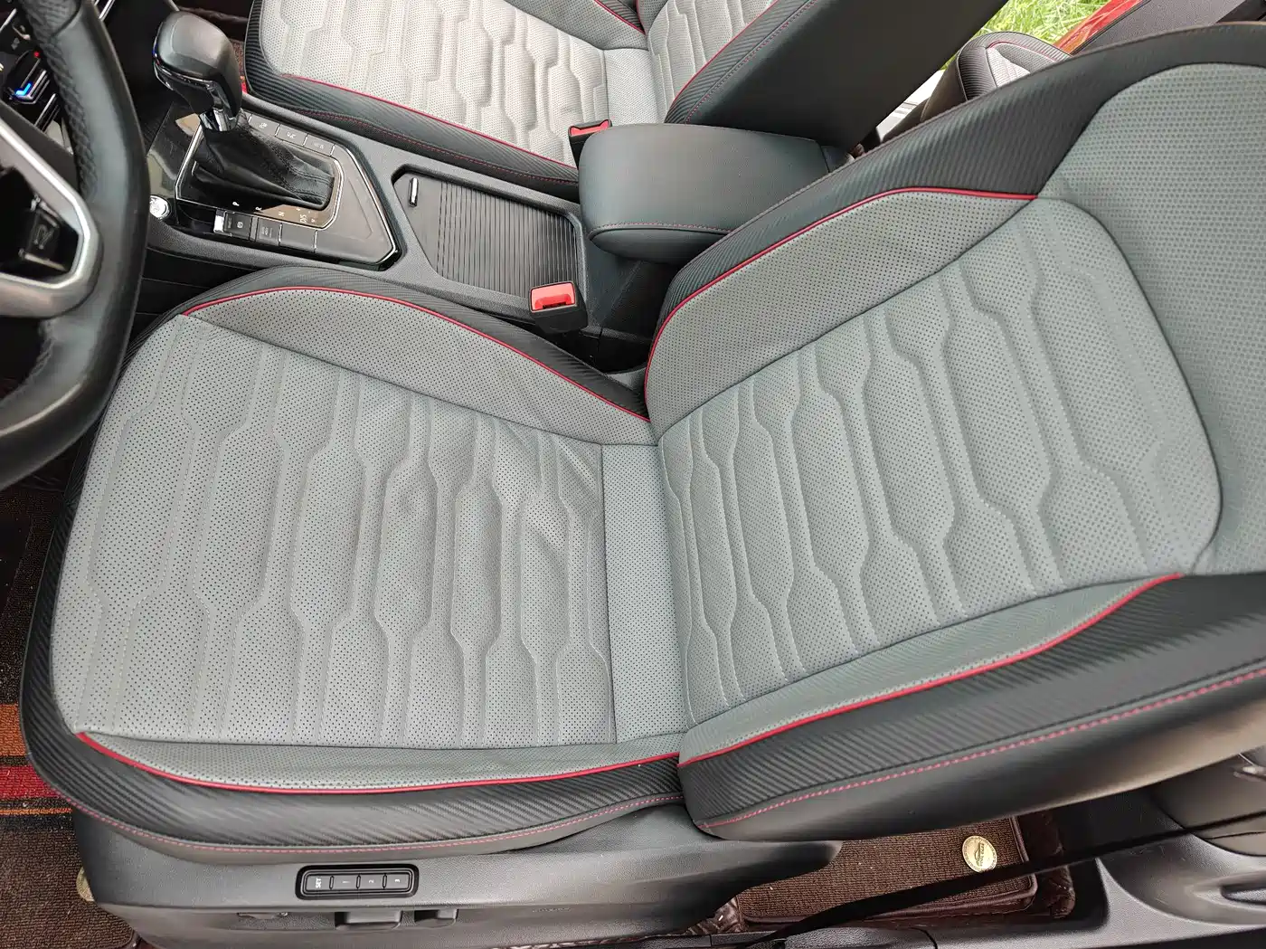 Volkswagen Tiguan X 2021 330TSI 2WD Prestige Flagship фото 25