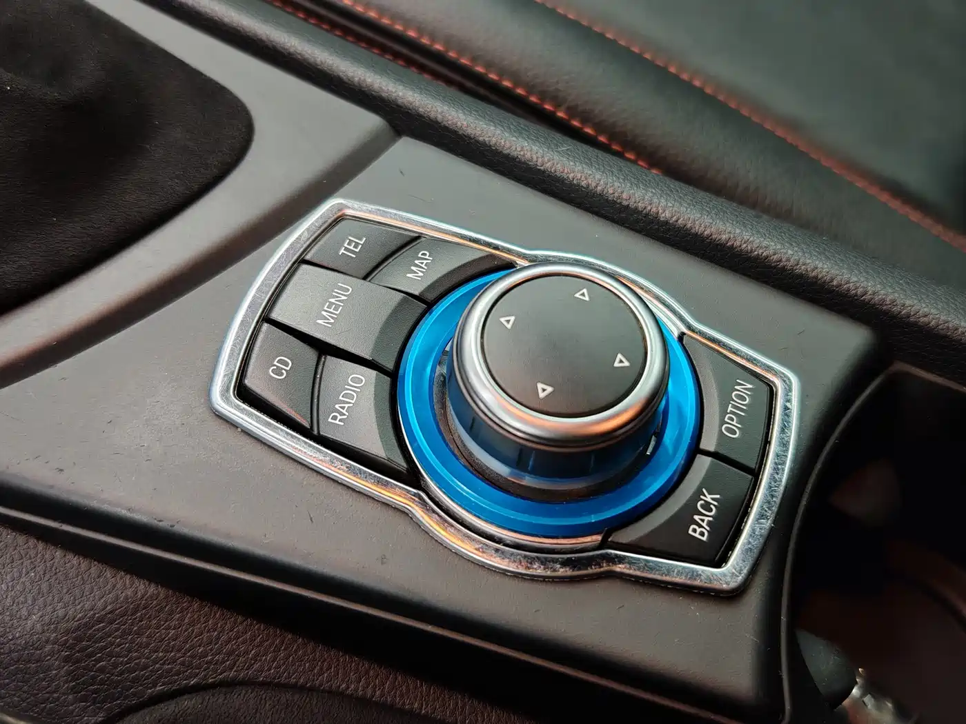 BMW 1 Series M 2011 1M Coupe фото 21