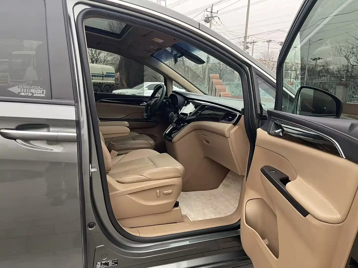 Buick GL8 2017 ES 28T Luxury China V фото 14
