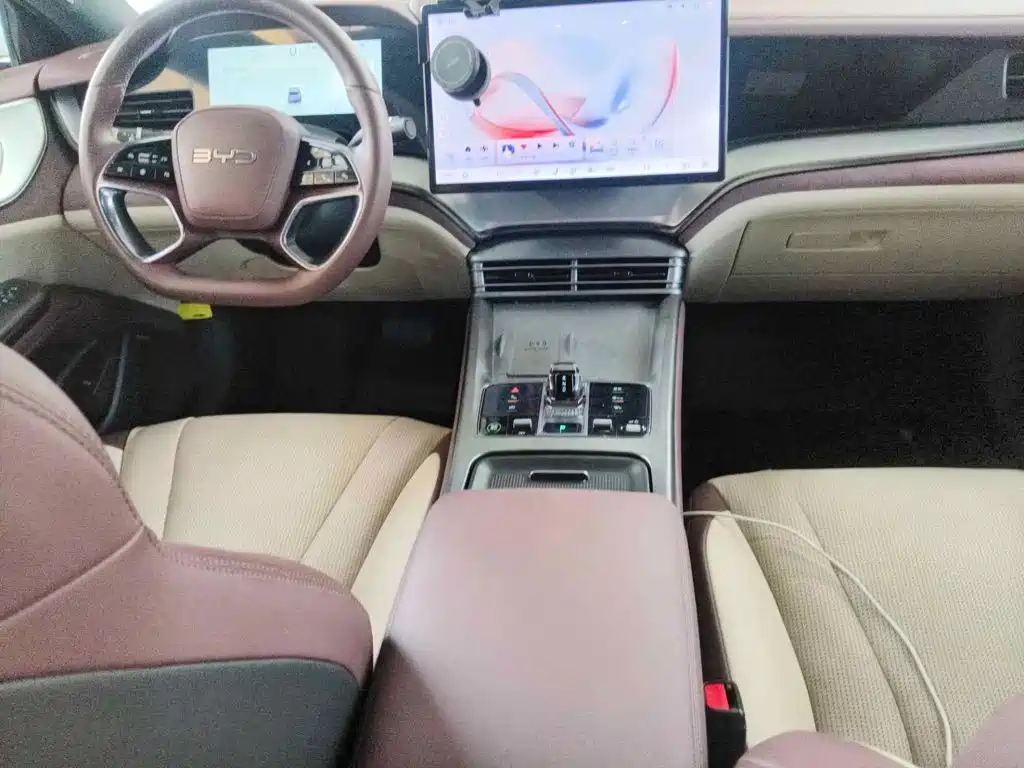 BYD Seal 07 DM-i 2025 2025 Smart Drive Edition DM-i 1.5L 125km Premium