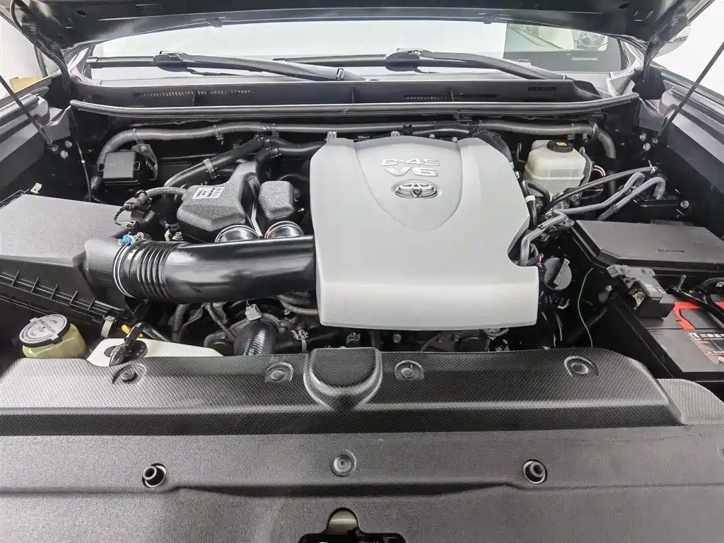 Toyota Prado 2018 3.5L Auto TX фото 6