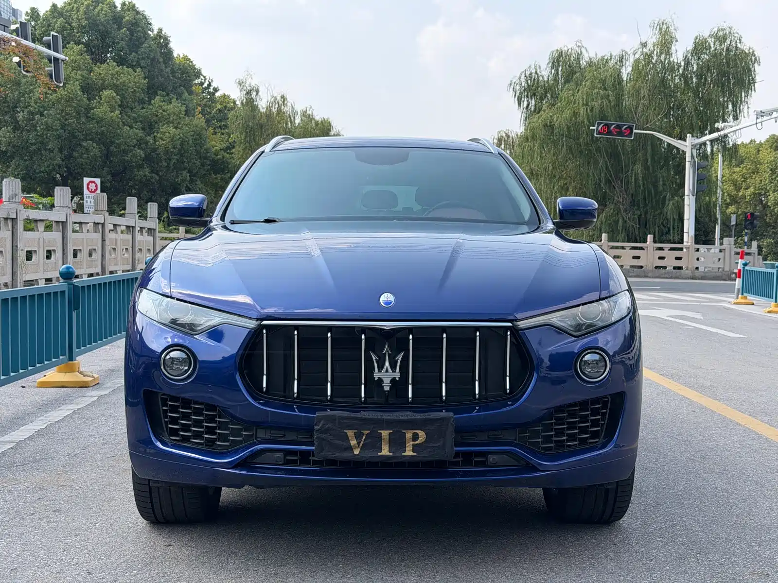 Фото 2 - Maserati Levante