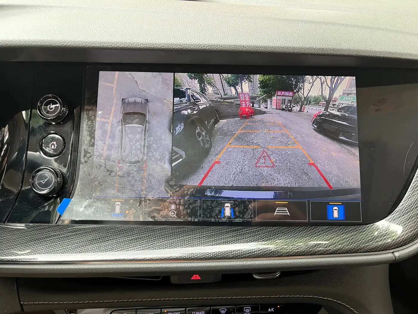 Фото 14 - Buick Envision Plus