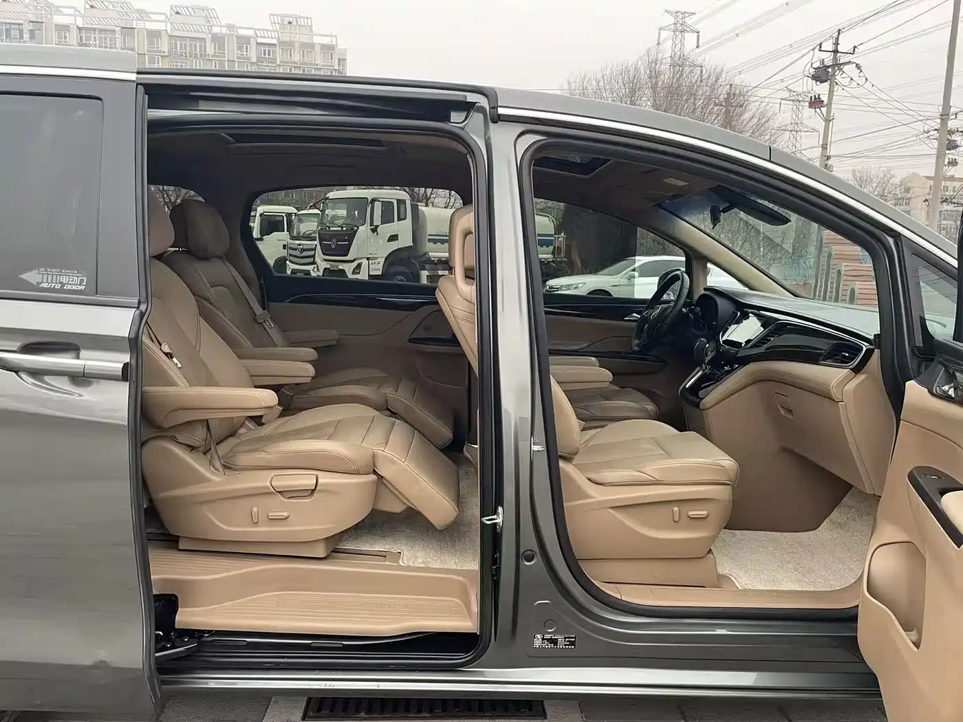Buick GL8 2017 ES 28T Luxury China V фото 15