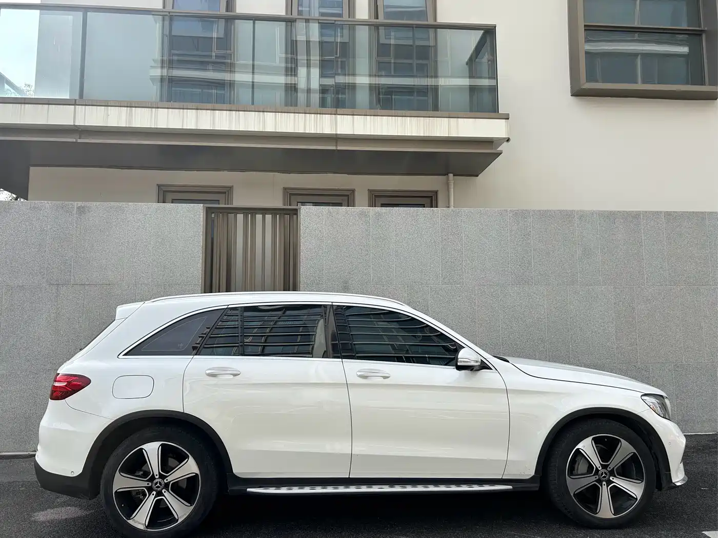 Mercedes-Benz GLC 2019 Facelift GLC 300 L 4MATIC Dynamic фото 6