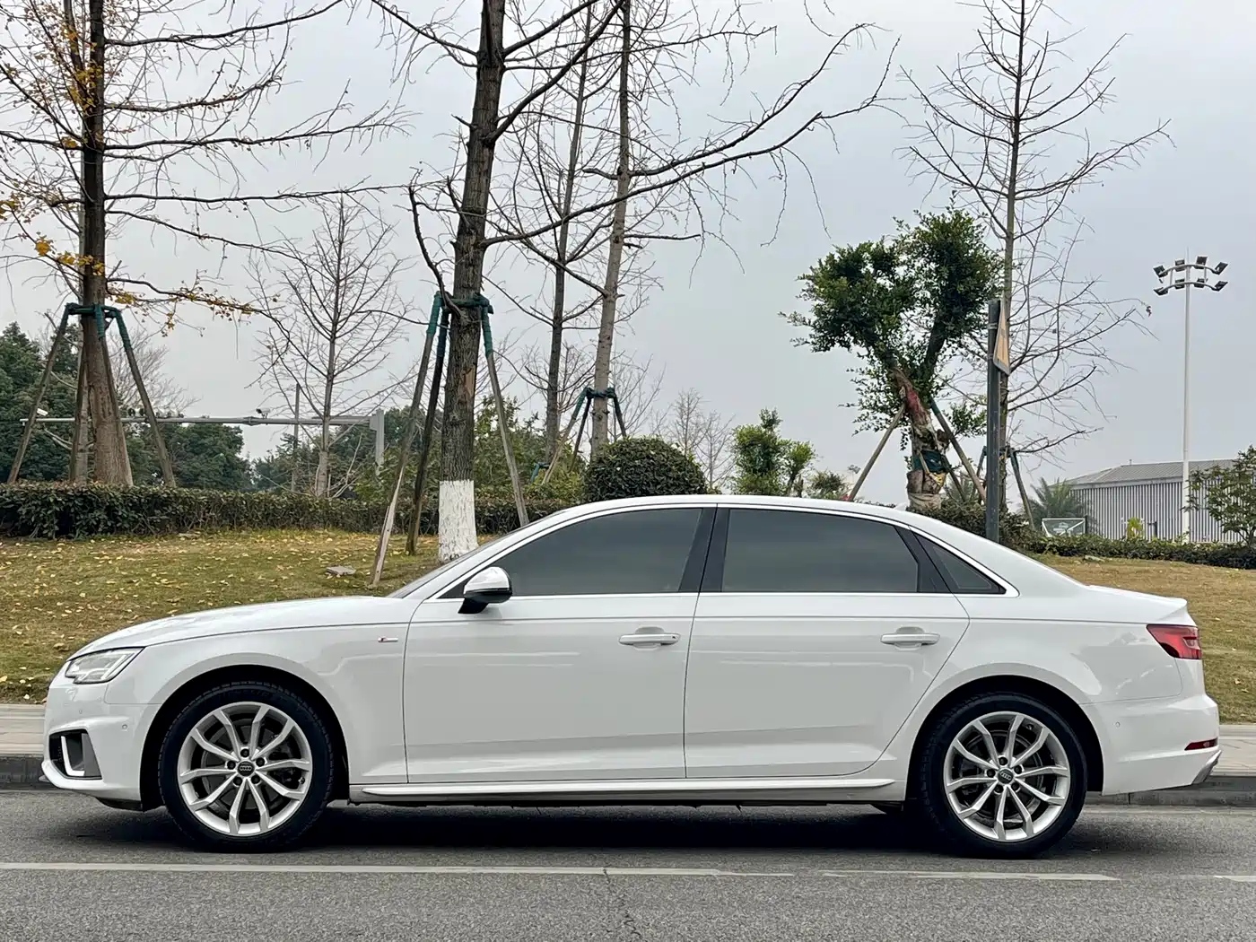 Audi A4L 2019 40 TFSI Fashion (China VI) фото 3