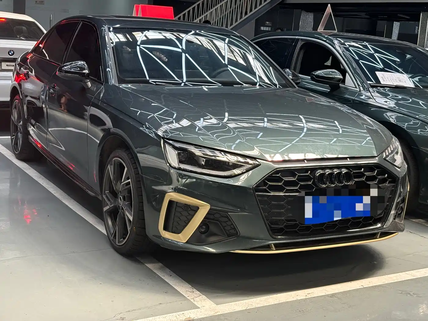 Audi A4L 2025 2025 2 Million Celebration Edition 40 TFSI Luxury Dynamic