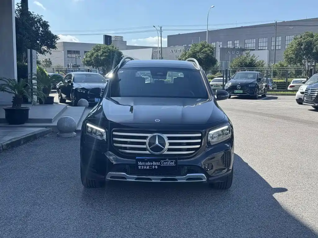 Mercedes-Benz GLB 2025 2025 Model GLB 220 Fashion Style