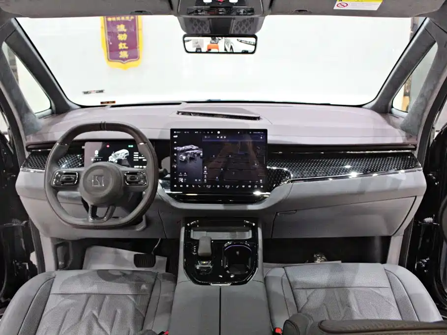 ZEEKR 009 2026 2024 7-Seat Aisle AWD Version 108kWh