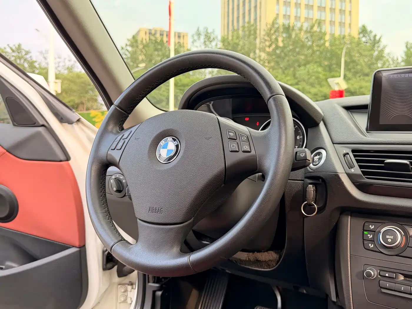 BMW X1 (Import) 2011 2010 xDrive25i
