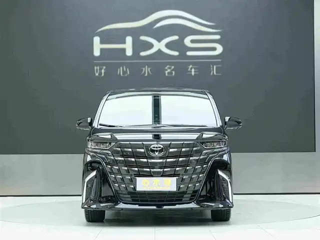 Toyota Alphard, фото 2