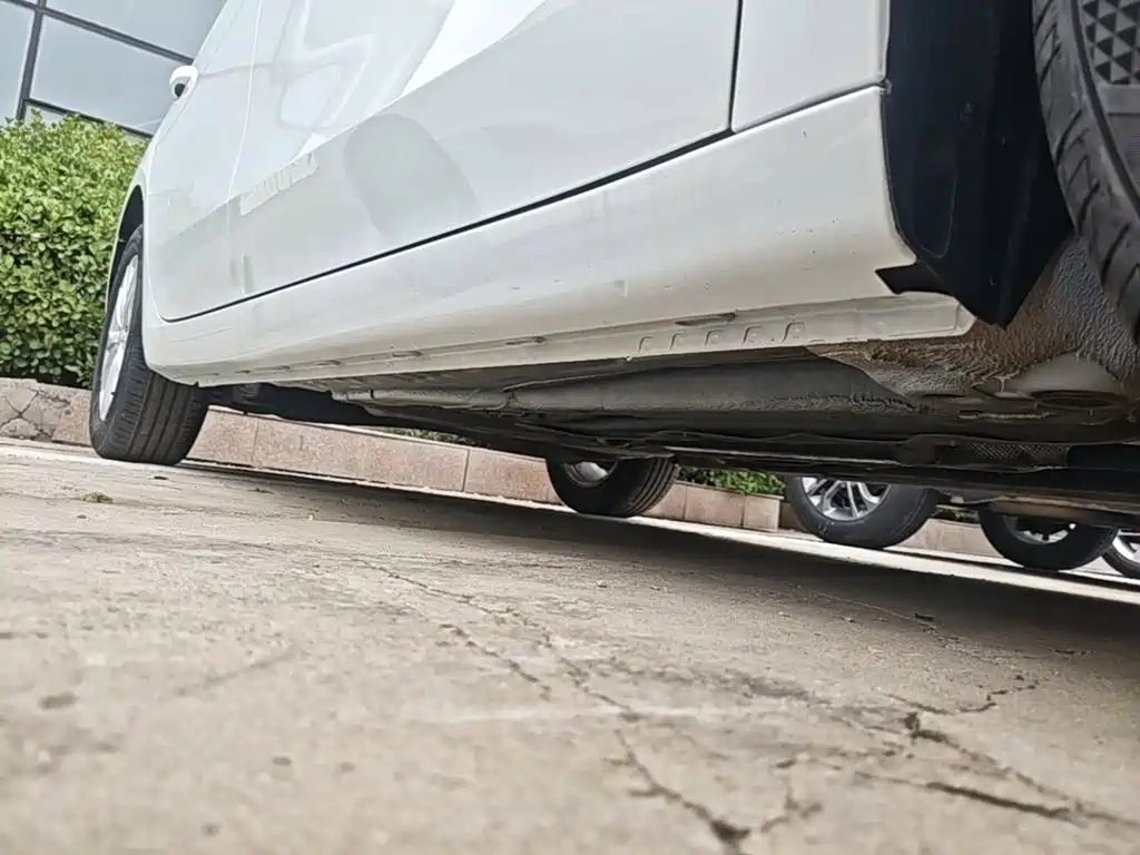 Roewe i5 2025 2023 1.5L Manual Comfort Edition