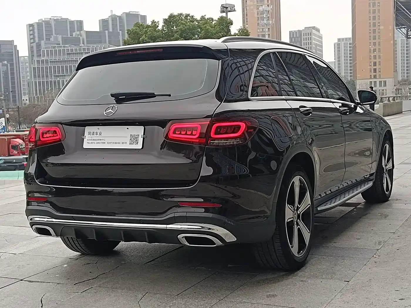 MERCEDES-BENZ GLC