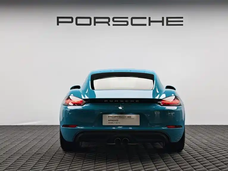 Porsche 718 2018 Cayman 2.0T фото 5