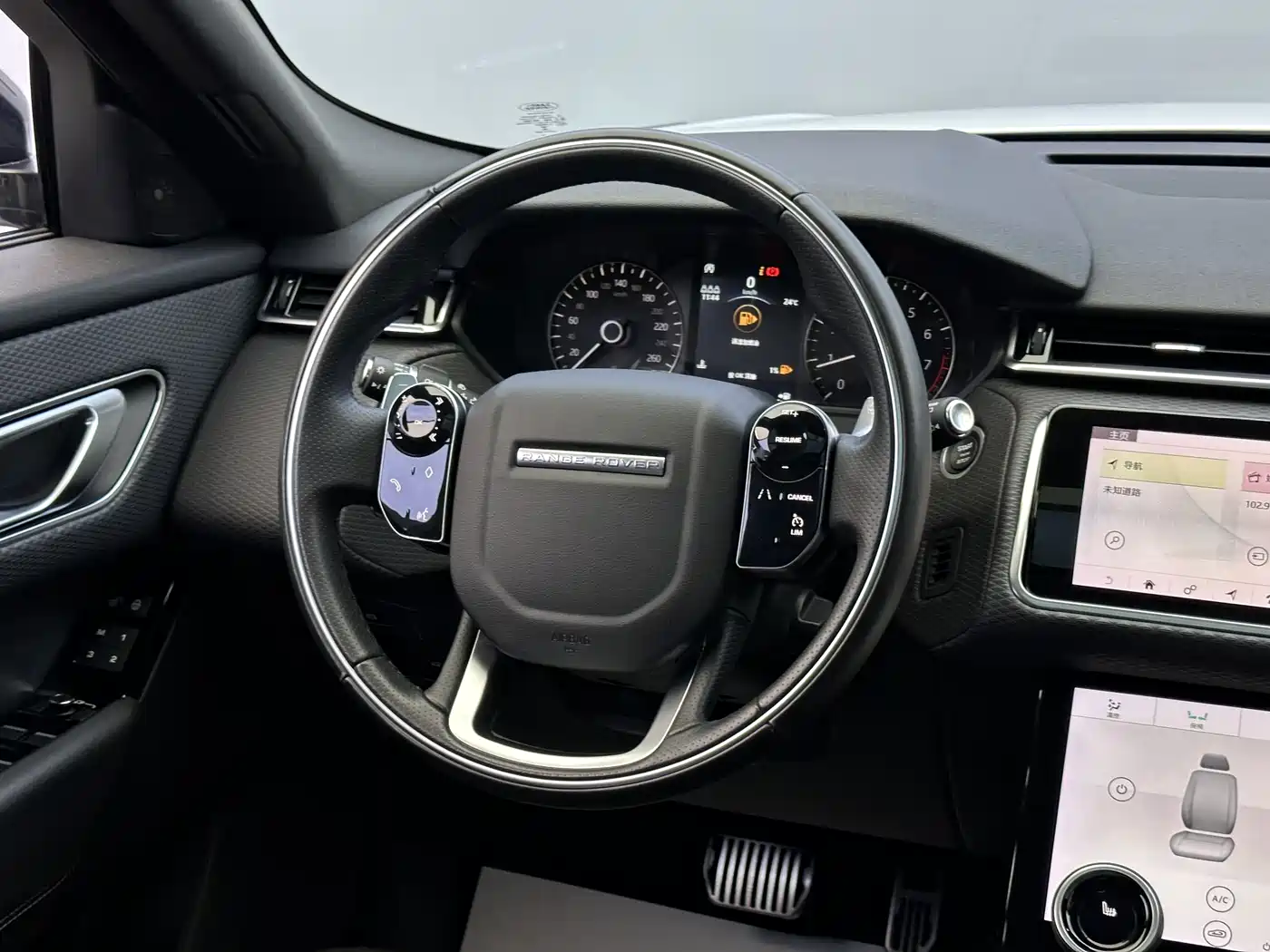 Land Rover Range Rover Velar 2020 P250 фото 18