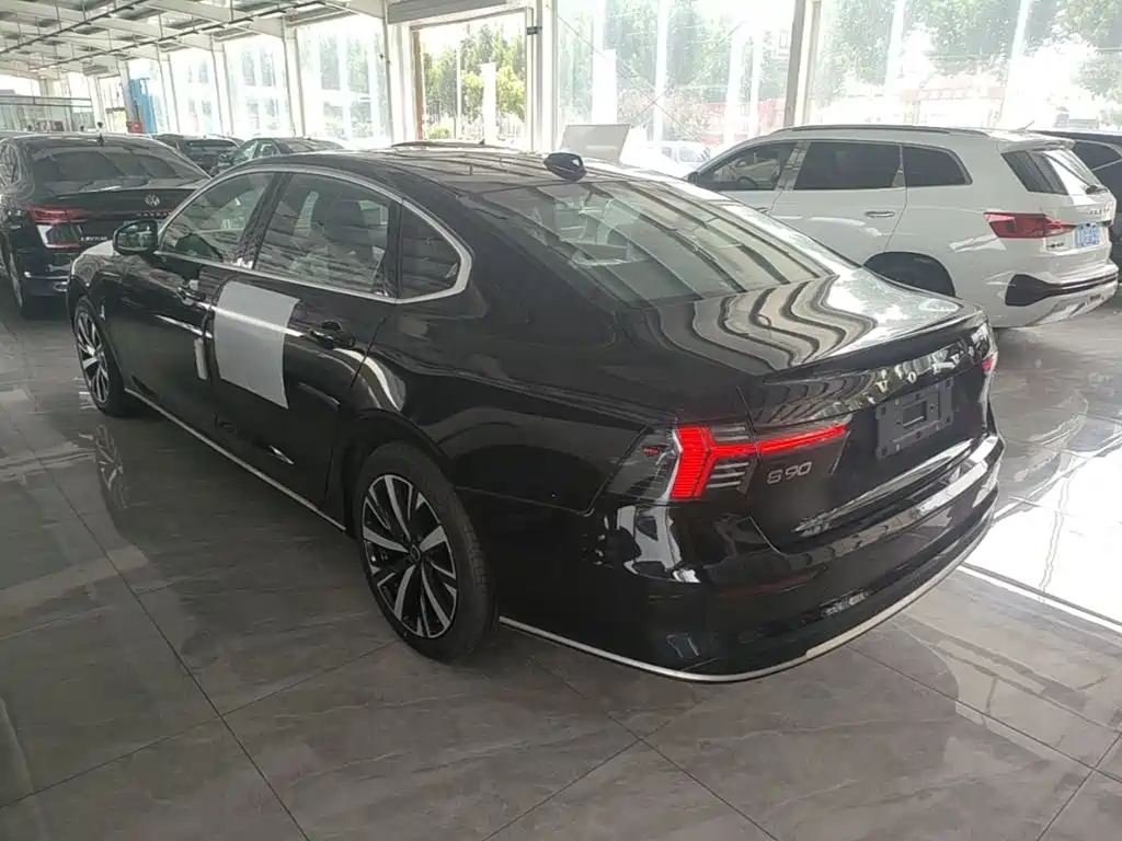 Volvo S90 2026 2026 B5 Zhiyi Luxury Edition