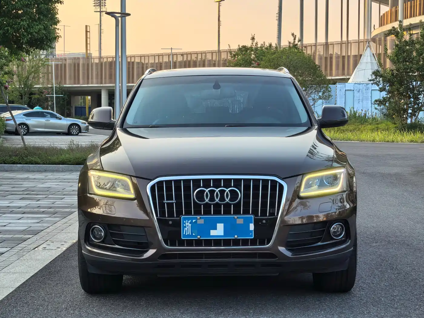 Audi Q5 2015 40 TFSI Technology фото 2