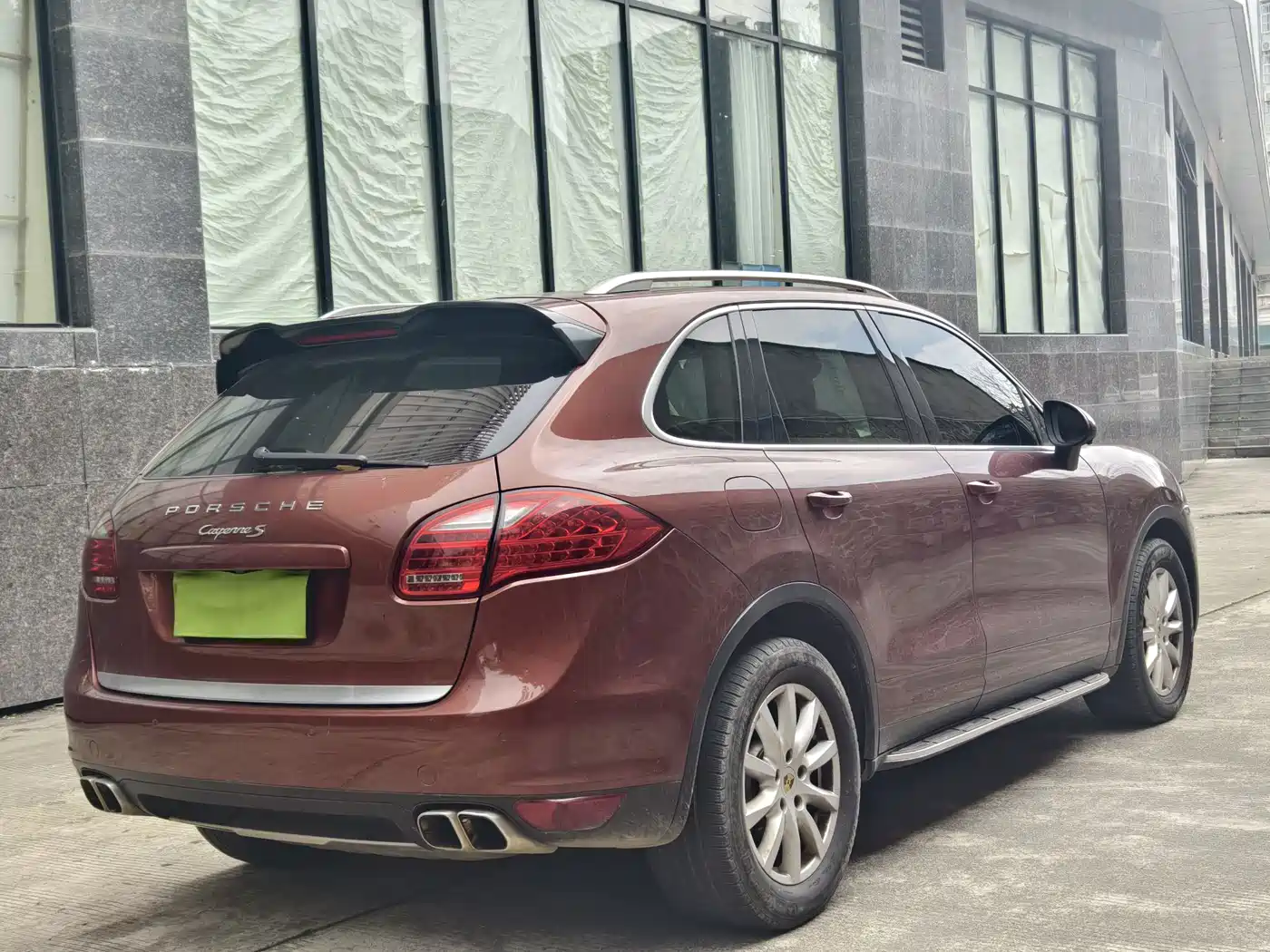 Porsche Cayenne 2011 Cayenne S 4.8L фото 9