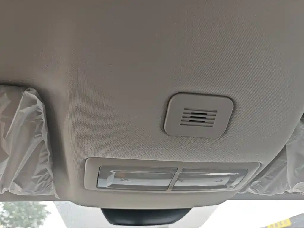Roewe i5 2026 2023 1.5L Manual Comfort Edition