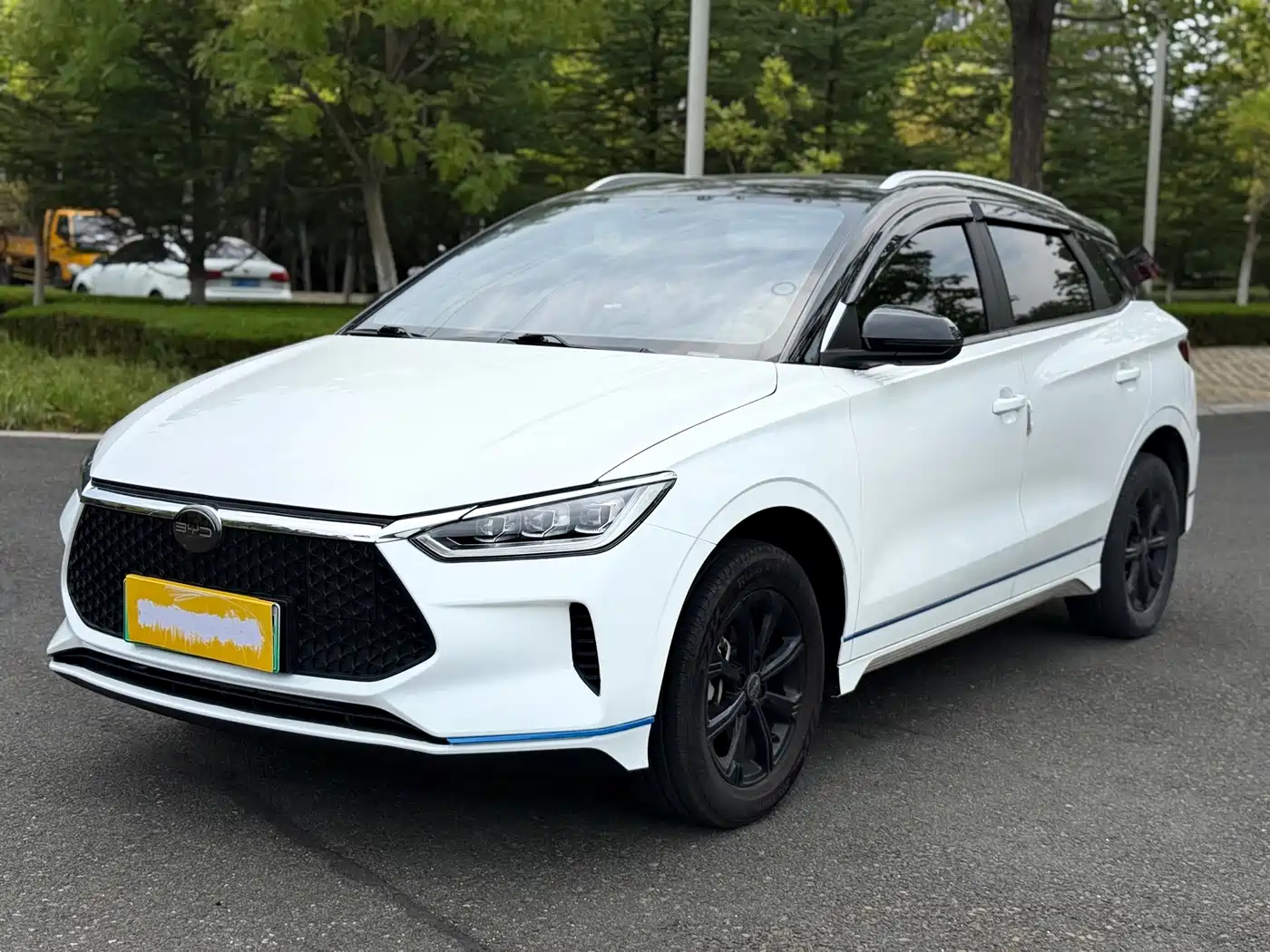 BYD e2 2022 2021 Luxury Edition