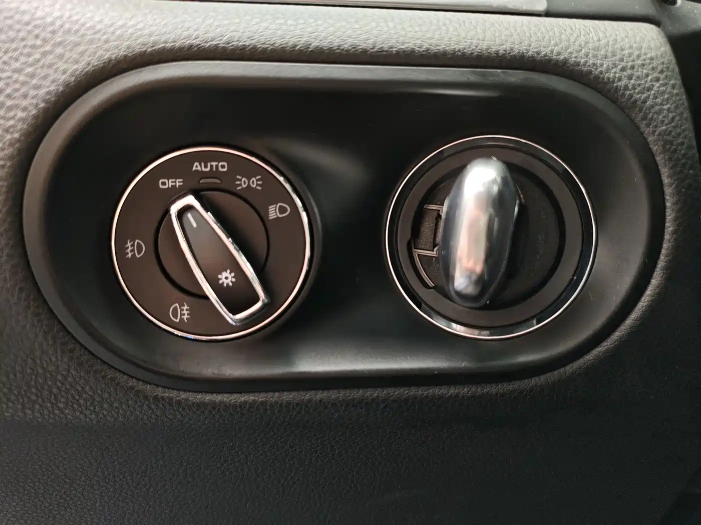 Porsche Macan 2017 Macan 2.0T фото 13