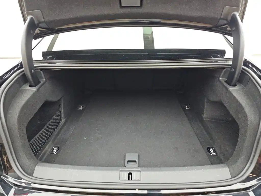 Volkswagen Phideon 2021 2021 380TSI Luxury Edition