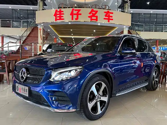 MERCEDES-BENZ GLC