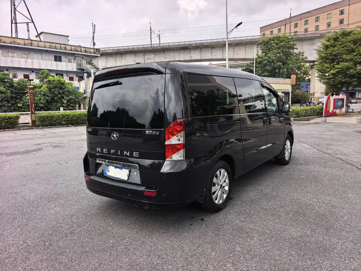 JAC Motors Refine M5 2014 2013 2.0T Petrol Manual Business Edition