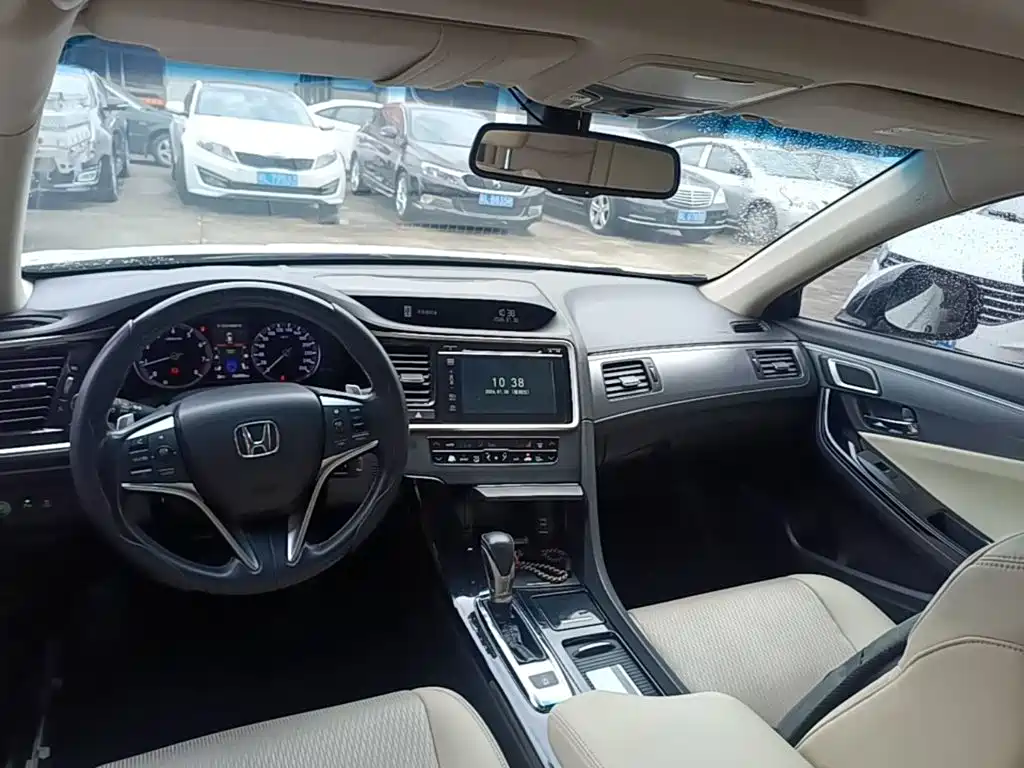 Honda Spirior 2015 2015 2.4L Luxury Edition