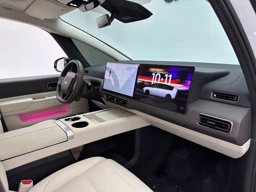 Li Auto MEGA 2025 2024 Ultra