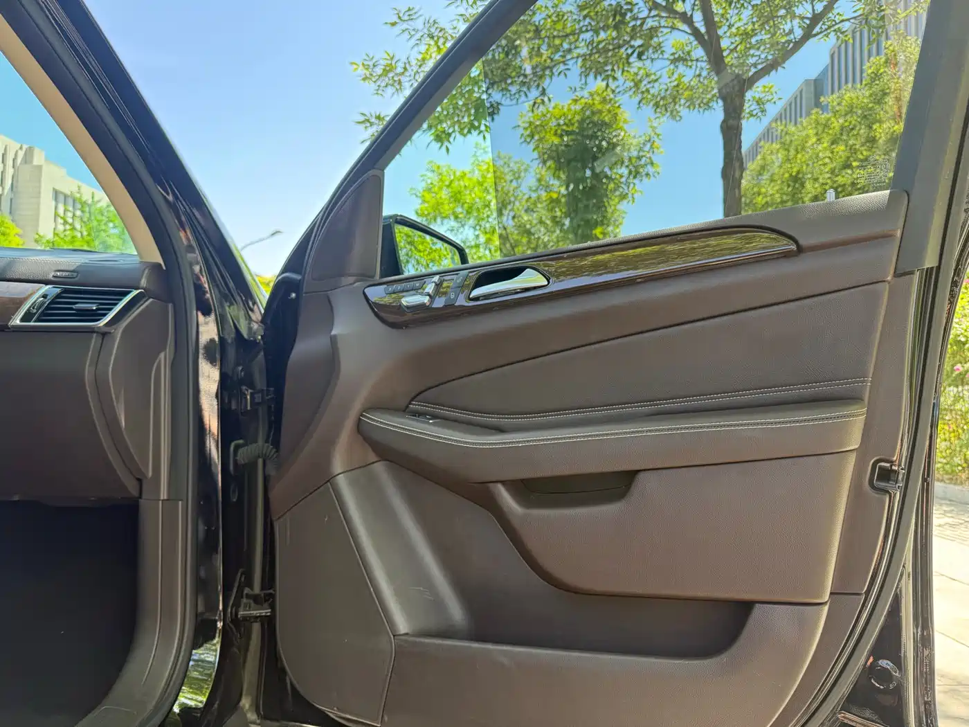 Mercedes-Benz GLS 2018 GLS 400 4MATIC Dynamic фото 18