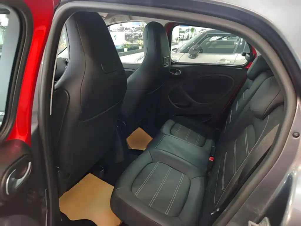 smart forfour 2018 2018 0.9T 66kW Pioneer Edition