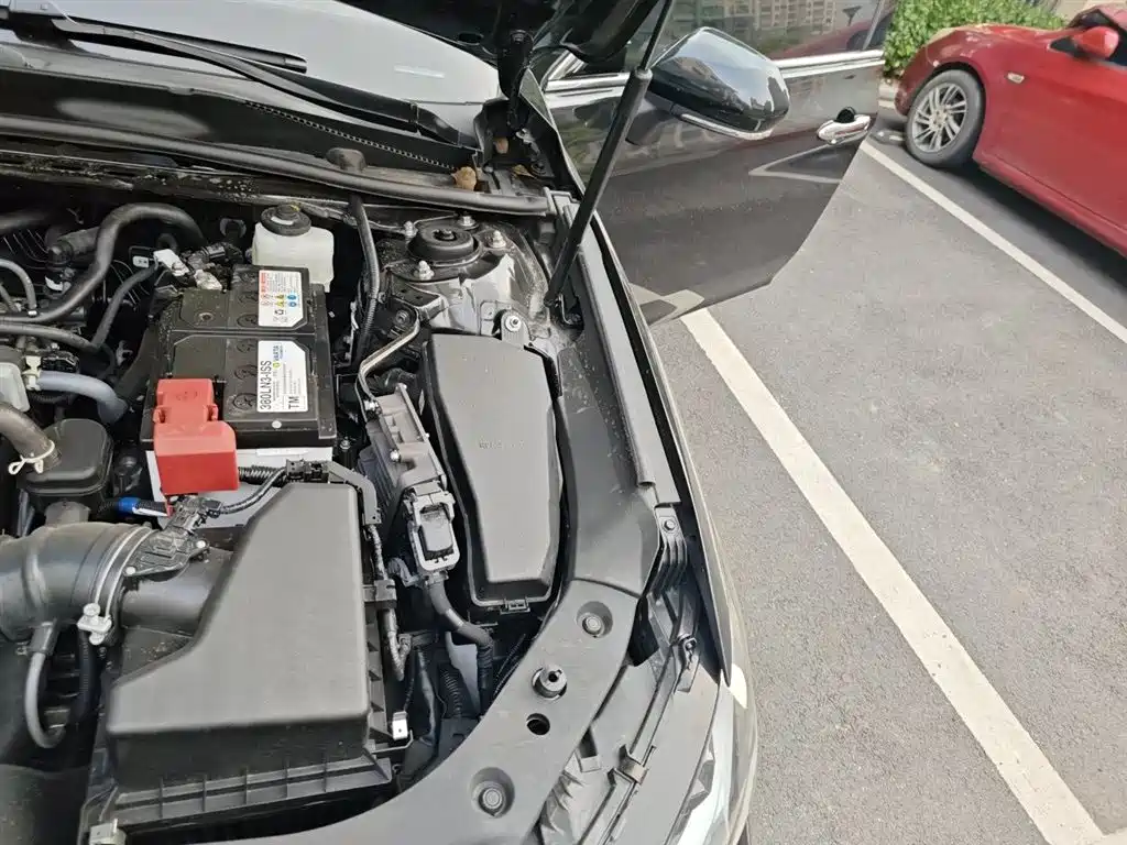 Toyota Avalon 2024 2.0L Luxury Edition фото 22