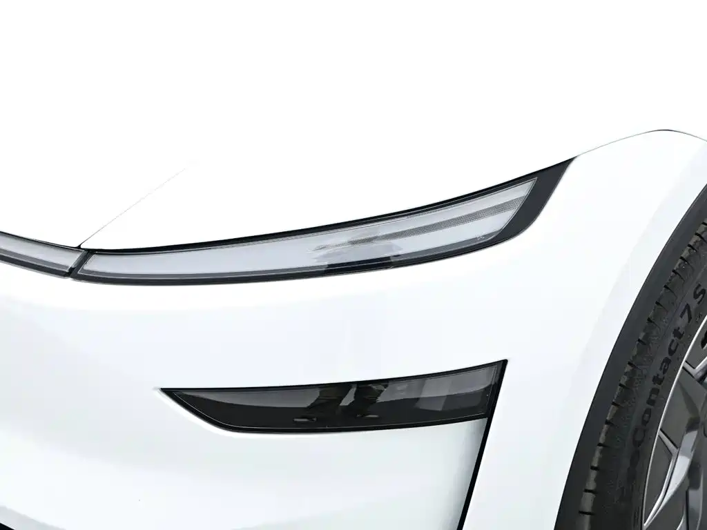 Tesla Model Y L 2025 2025 Facelift Long Range AWD