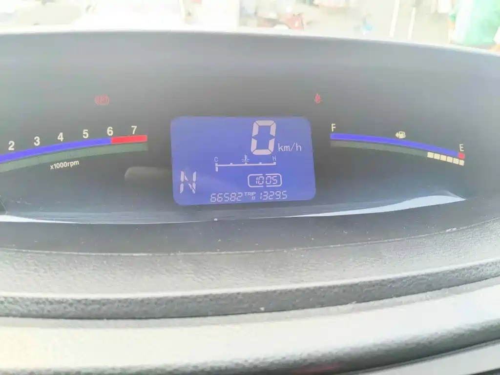 Dongfeng Fengxing Jingyi 2013 2014 XL 1.5L AMT Luxury Class China IV