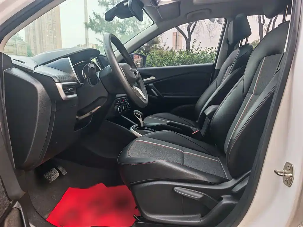Chevrolet Trax 2020 2019 Redline 335T CVT Extreme Edition (China VI)