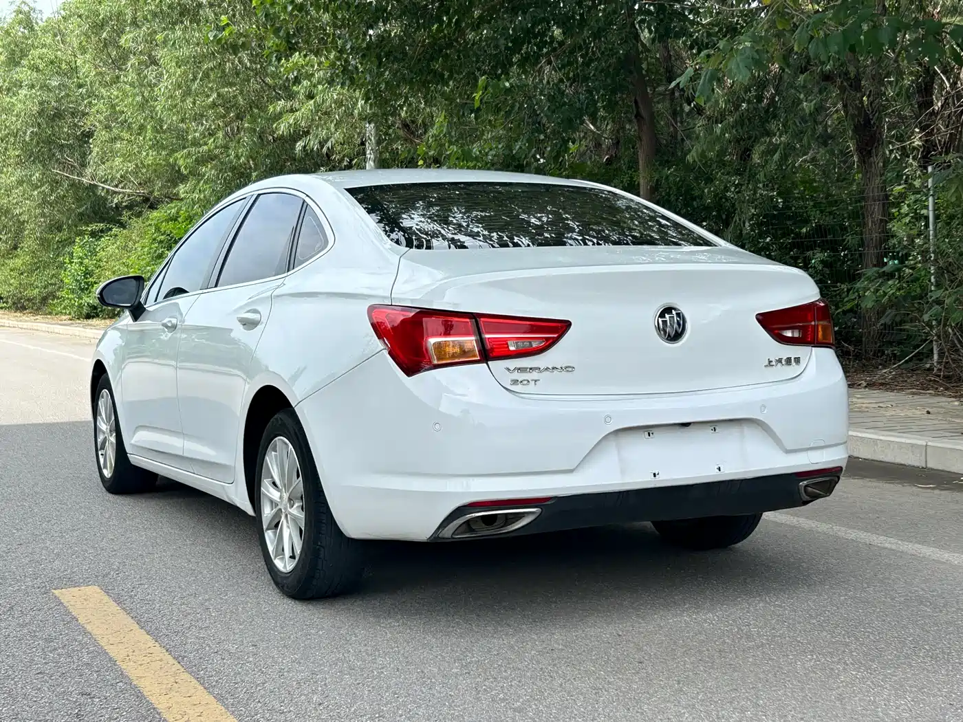 Фото 3 - Buick Verano