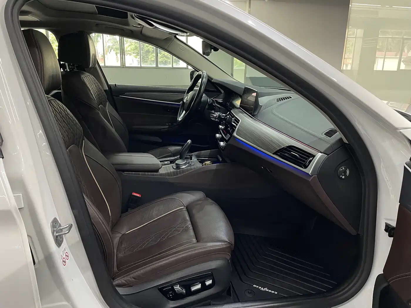 BMW 5 SERIES NEW ENERGY