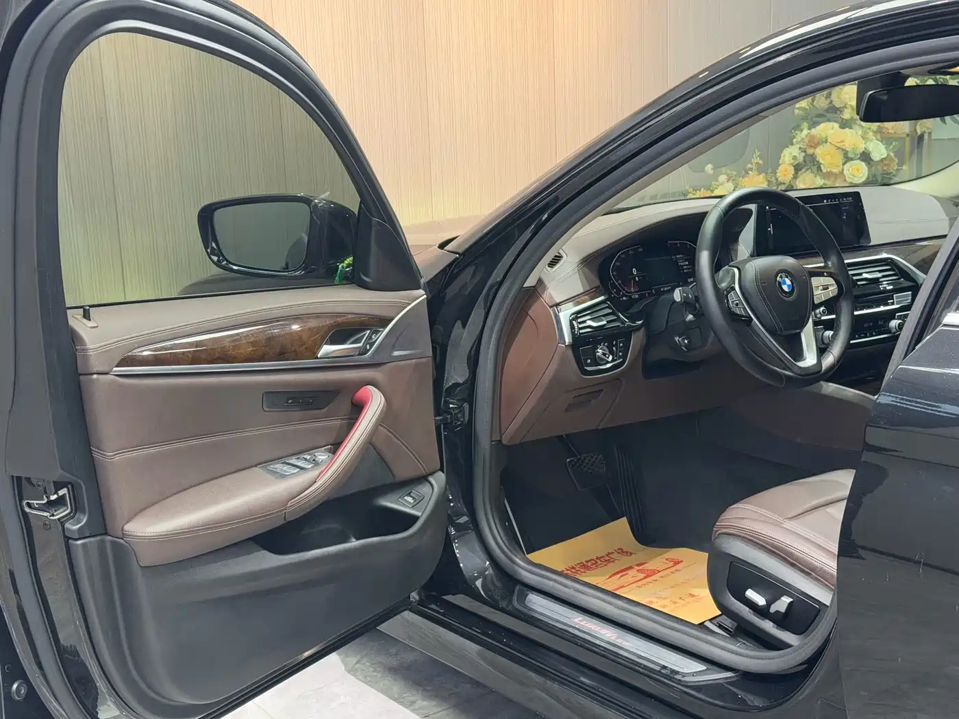BMW 5 Series 2020 525Li Luxury Package фото 4