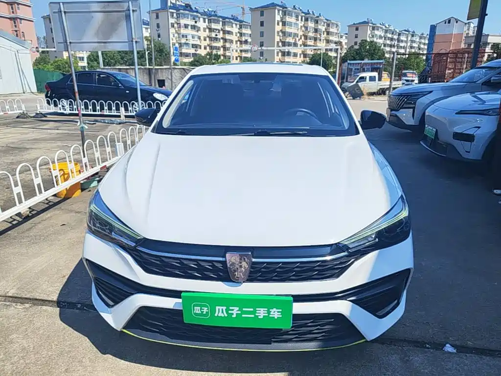 Photo 3 - Roewe i5
