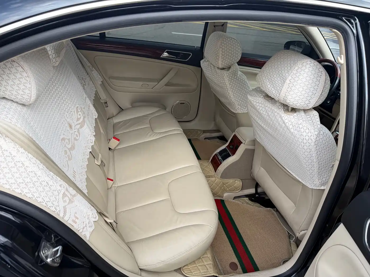 Volkswagen Passat Lingyu 2013 2011 1.8T Automatic Luxury